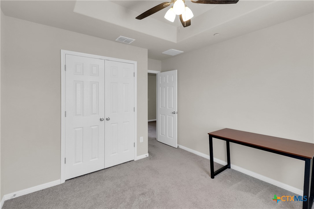 1416 Bichon Bend Property Photo 27