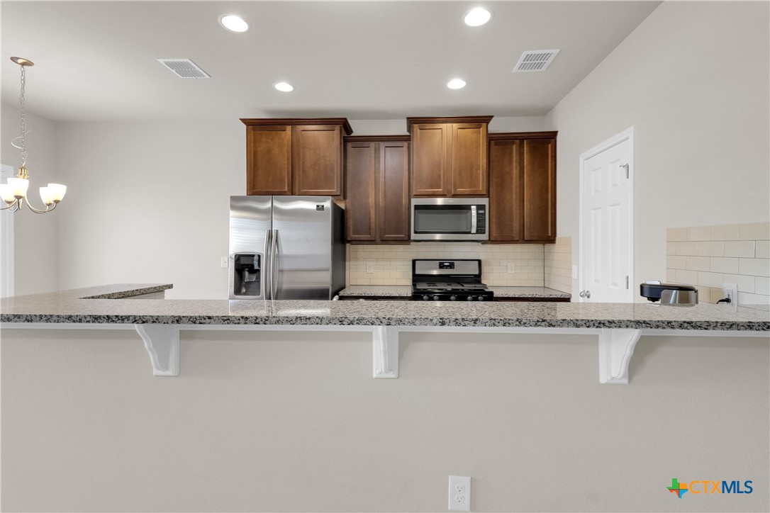 1416 Bichon Bend Property Photo 37