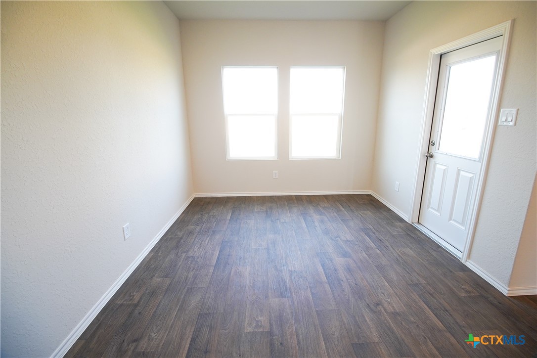 472 Desert Willow Property Photo 18
