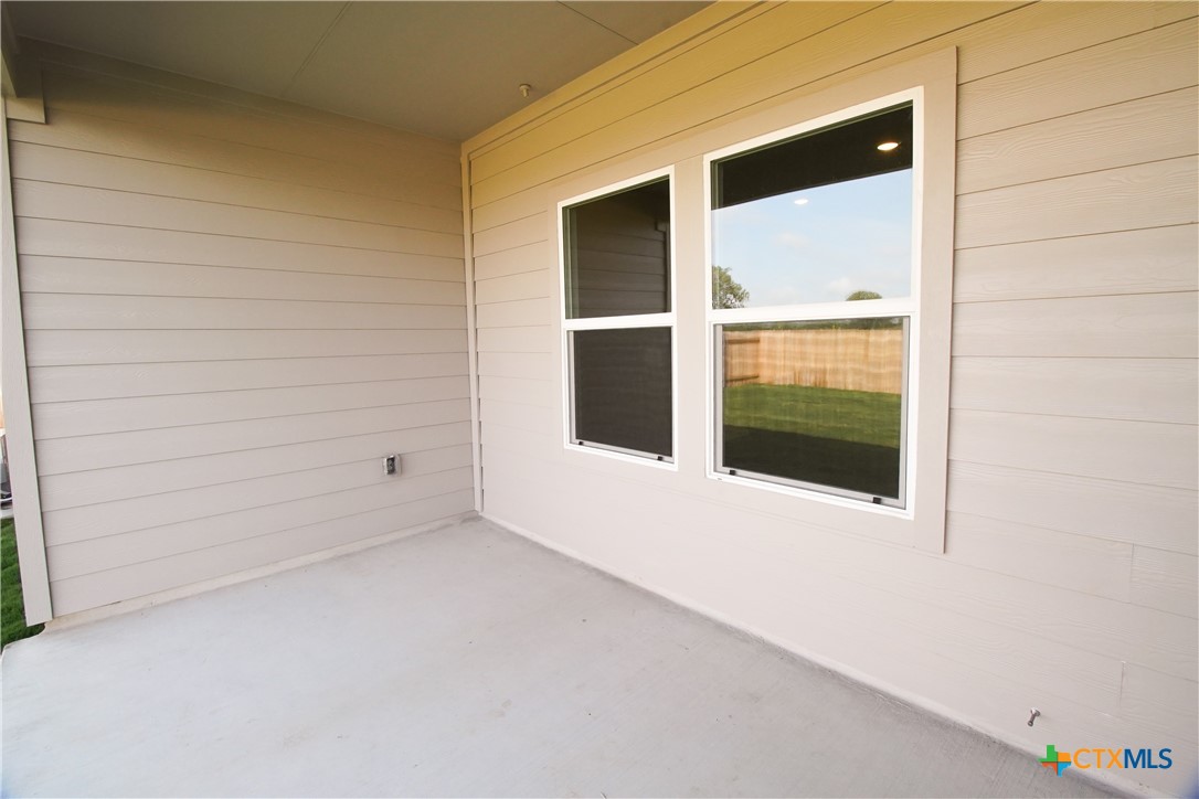 472 Desert Willow Property Photo 22