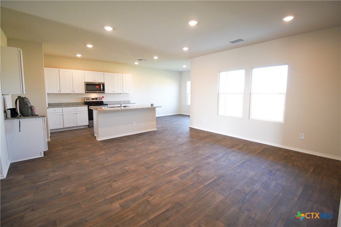 472 Desert Willow Property Photo 26
