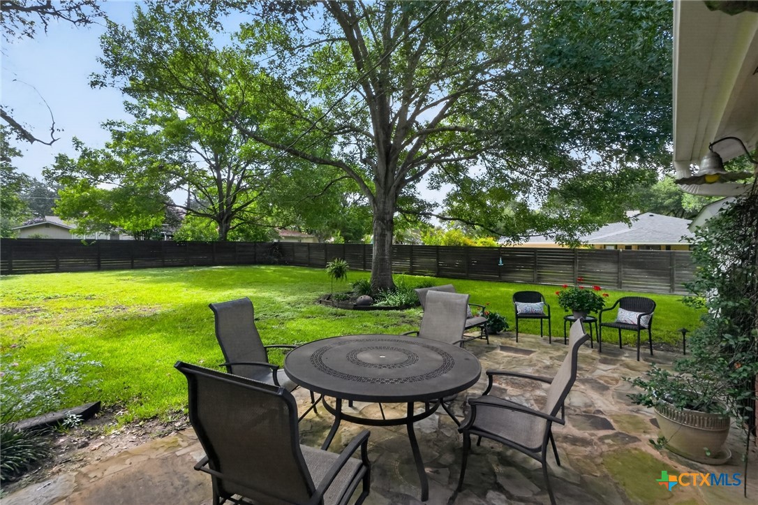1622 Twin Island Drive Property Photo 3