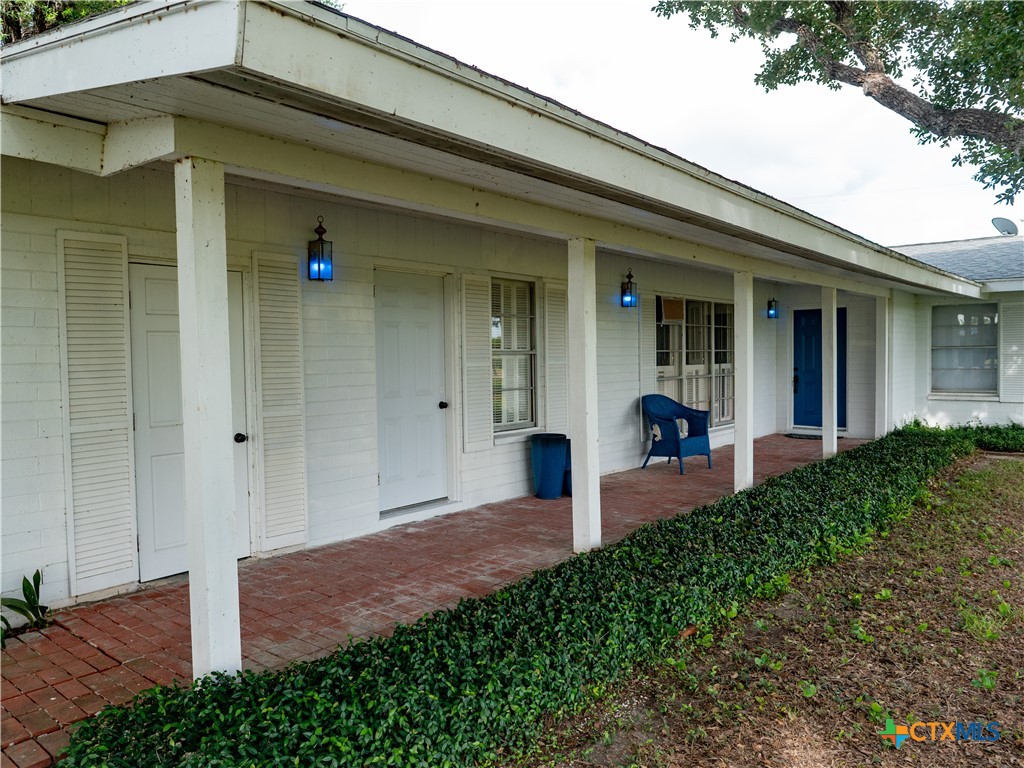 175 Fm 136 Property Photo 1