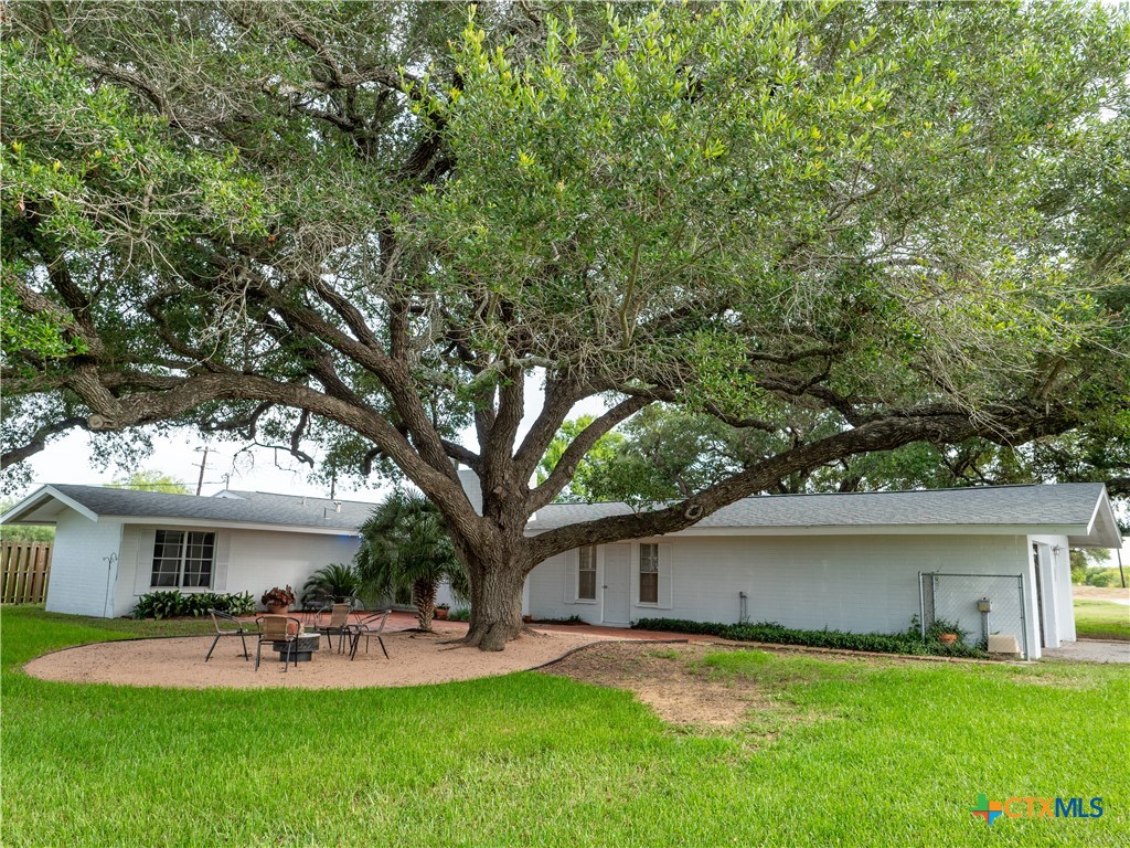 175 Fm 136 Property Photo 4