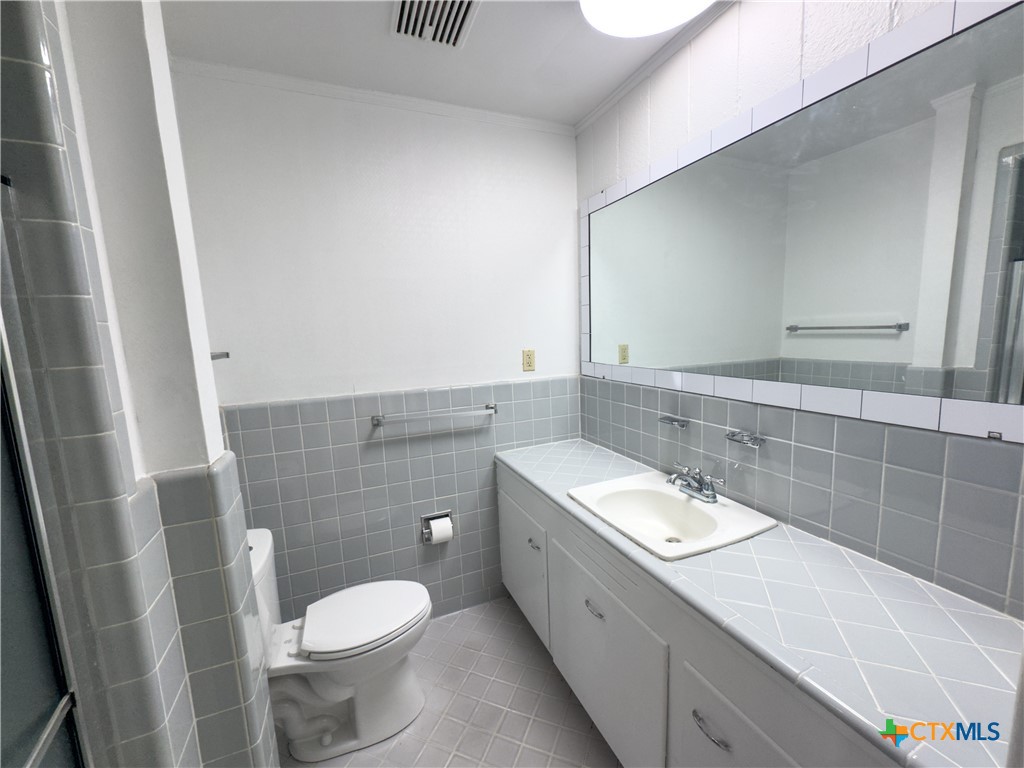 175 Fm 136 Property Photo 24
