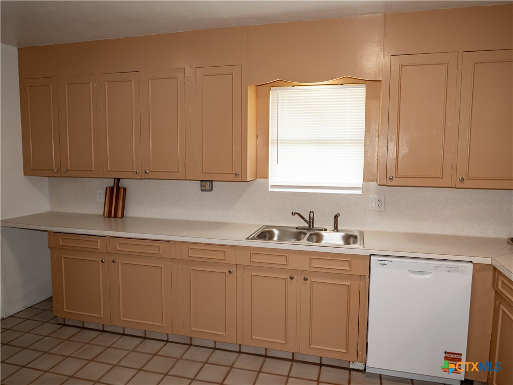 175 Fm 136 Property Photo 27