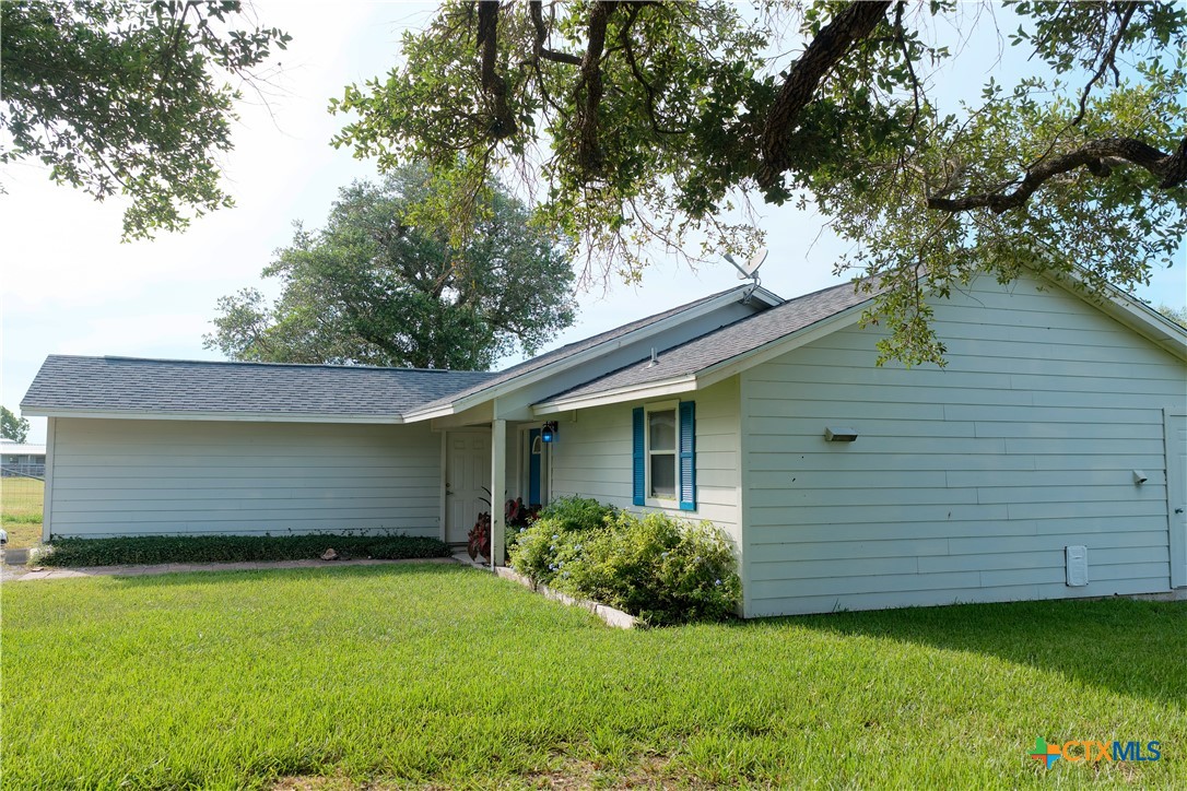 175 Fm 136 Property Photo 35