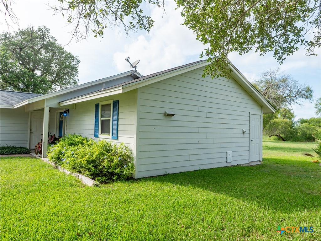 175 Fm 136 Property Photo 37