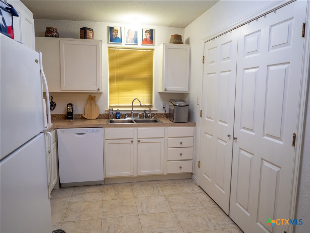175 Fm 136 Property Photo 41