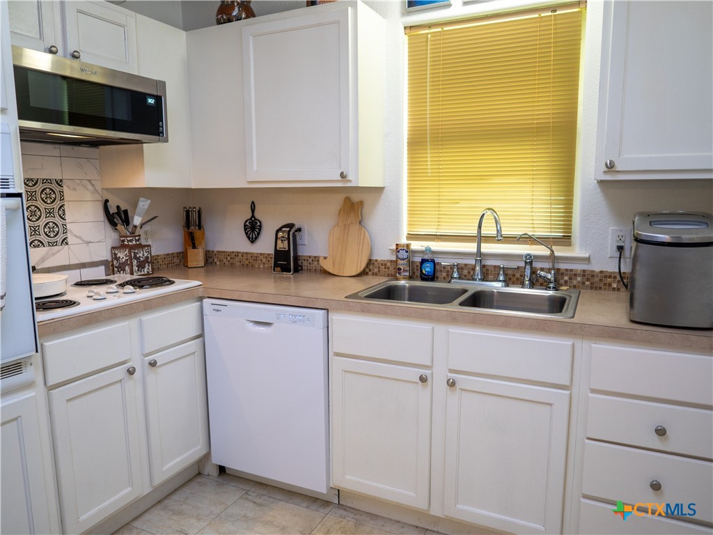 175 Fm 136 Property Photo 42
