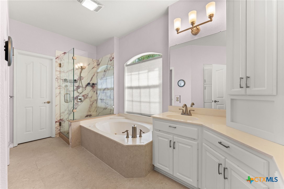 2700 Pearce Road Property Photo 14