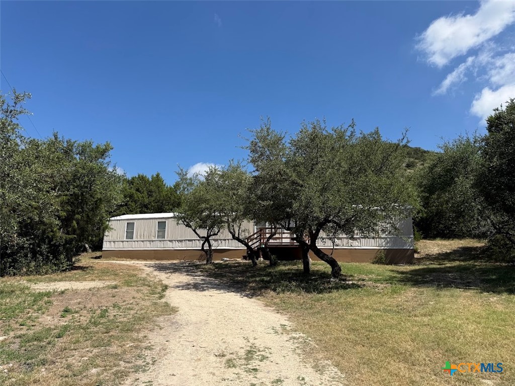 341 Buck Trail Property Photo 3