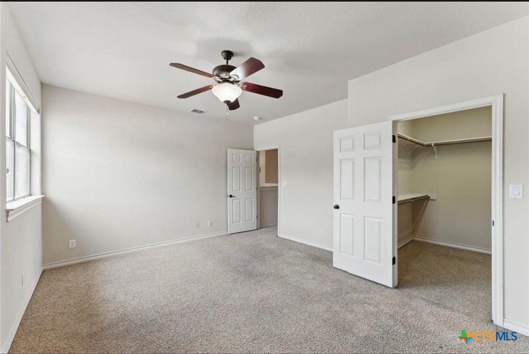 976 Parkview Drive Property Photo 13