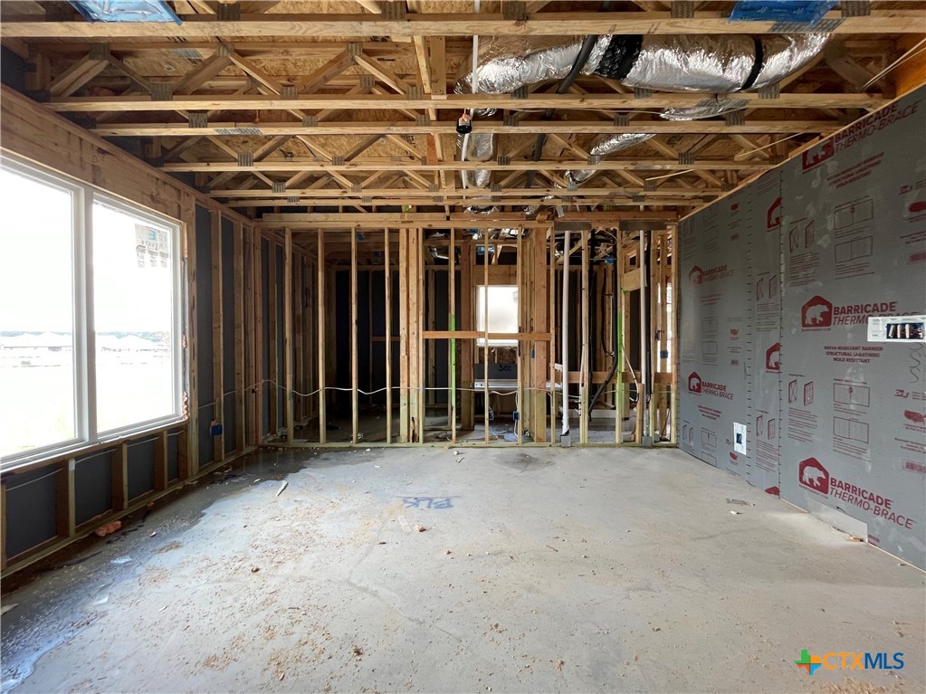 358 Pathfinder Drive Property Photo 6
