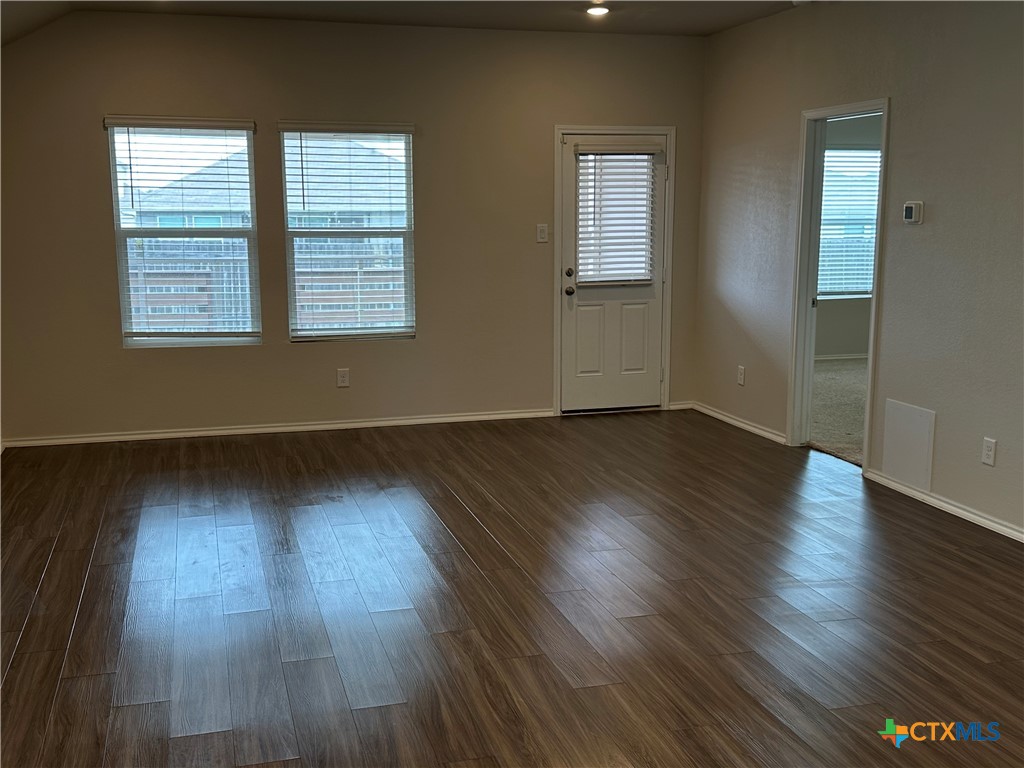 837 Indigo Way Property Photo 7