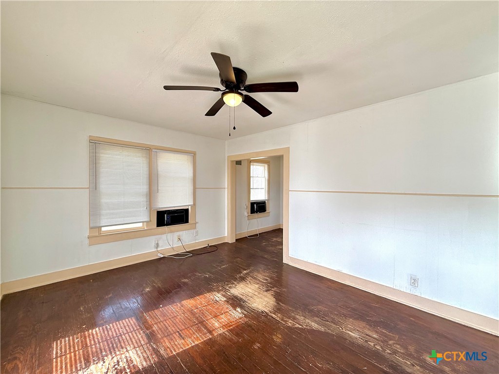 1006 N Goldman Street Property Photo 3