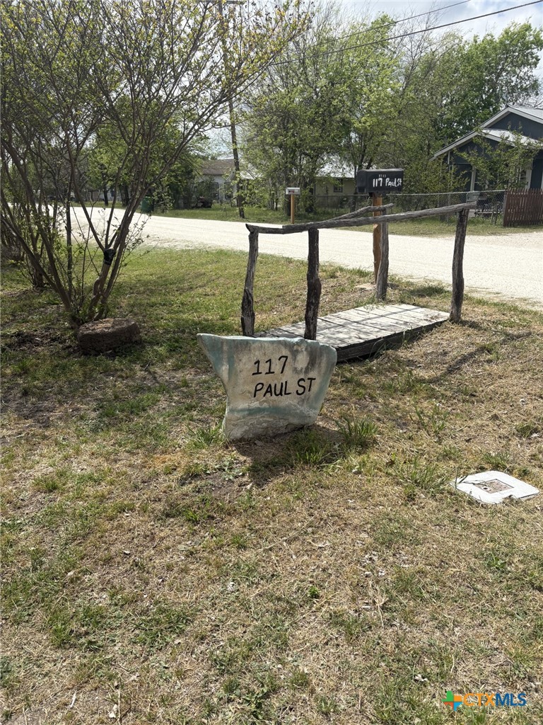 117 Paul Street Property Photo 6