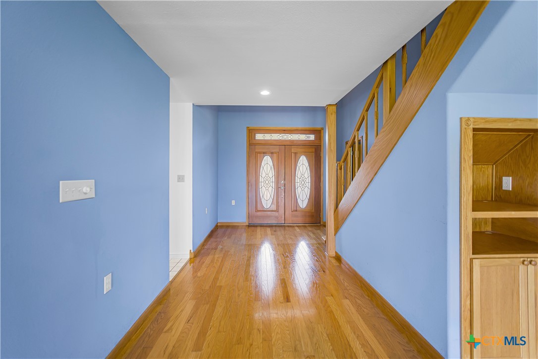 438 Westpark Avenue Property Photo 3