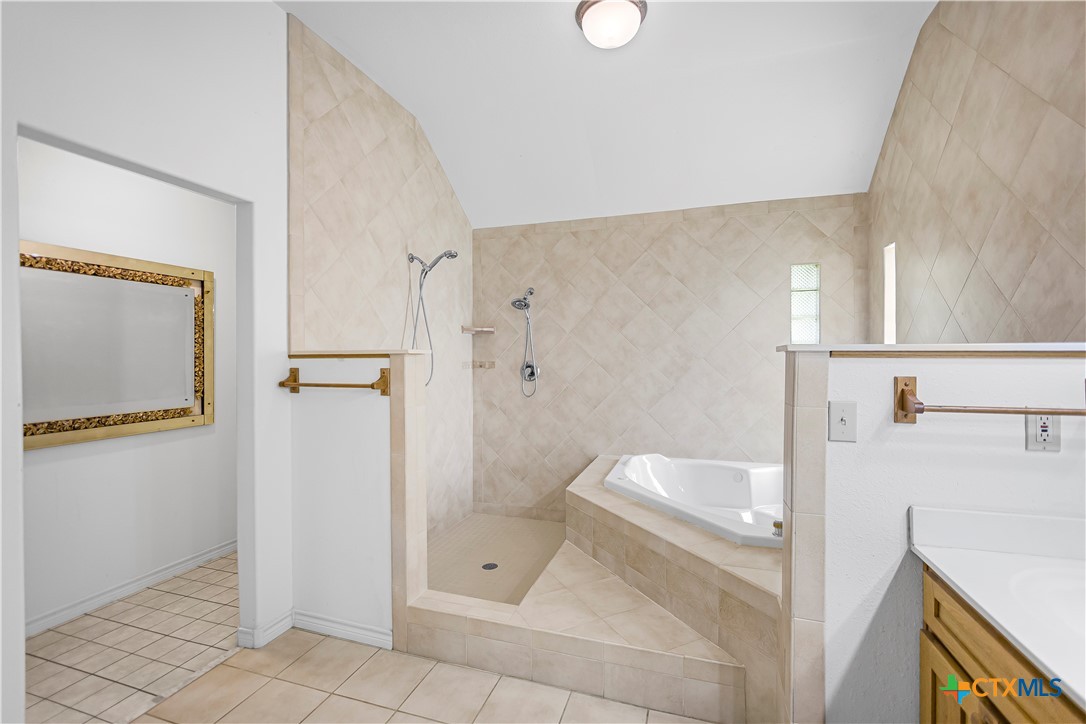 438 Westpark Avenue Property Photo 12
