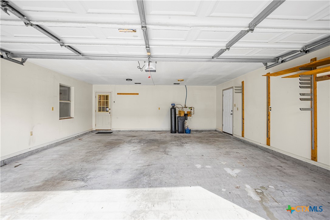 438 Westpark Avenue Property Photo 22