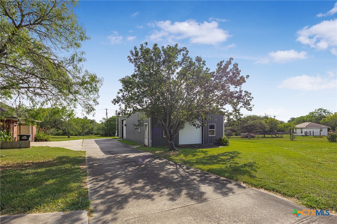 438 Westpark Avenue Property Photo 24