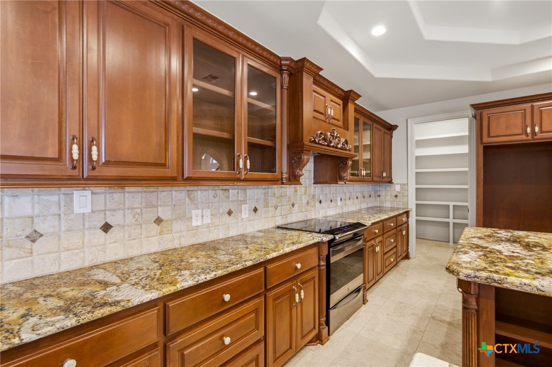 48 Post Oak Run Property Photo 17