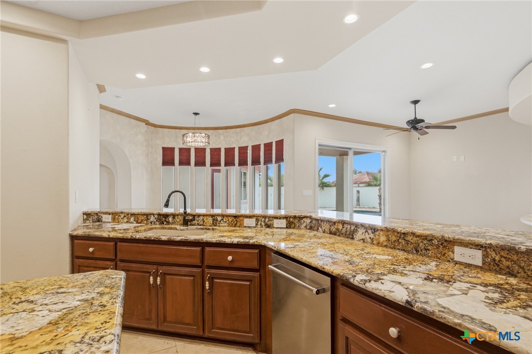 48 Post Oak Run Property Photo 19