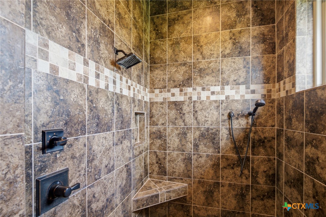 48 Post Oak Run Property Photo 28