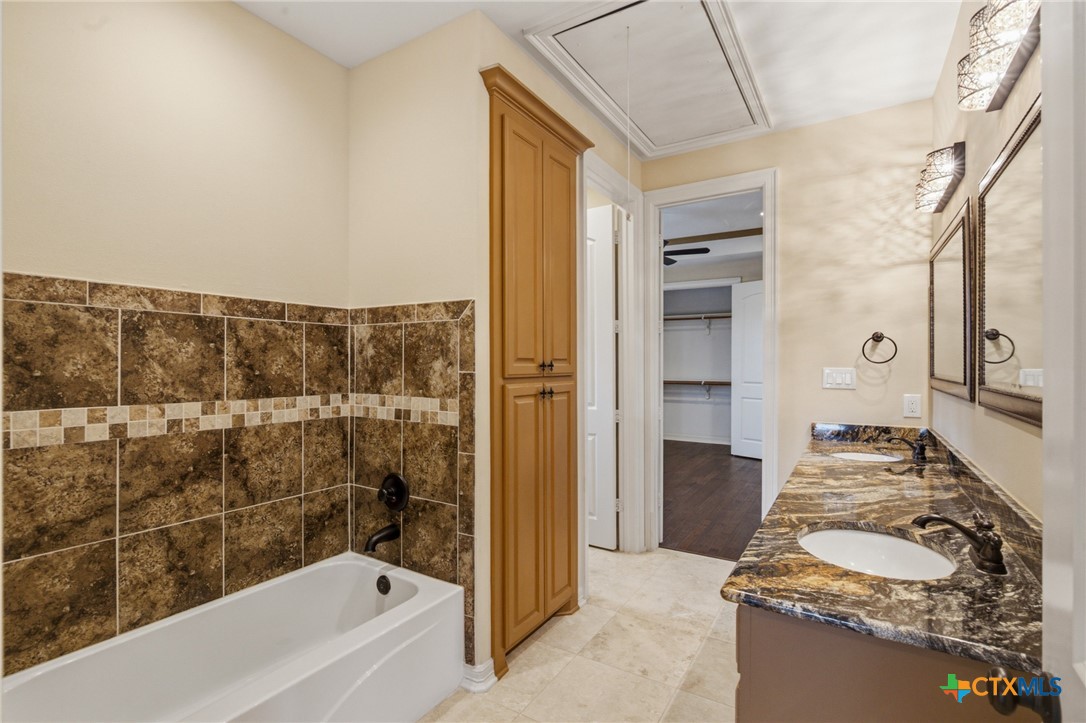 48 Post Oak Run Property Photo 38
