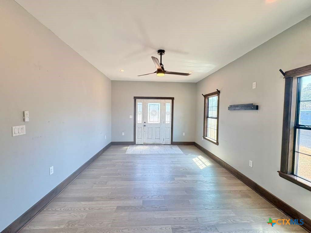 134 E North Street Property Photo 34