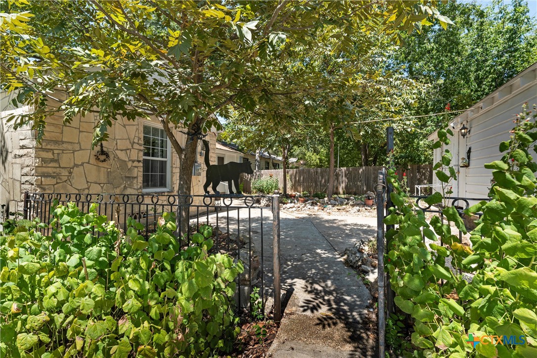 1417 S 15th Street Property Photo 4
