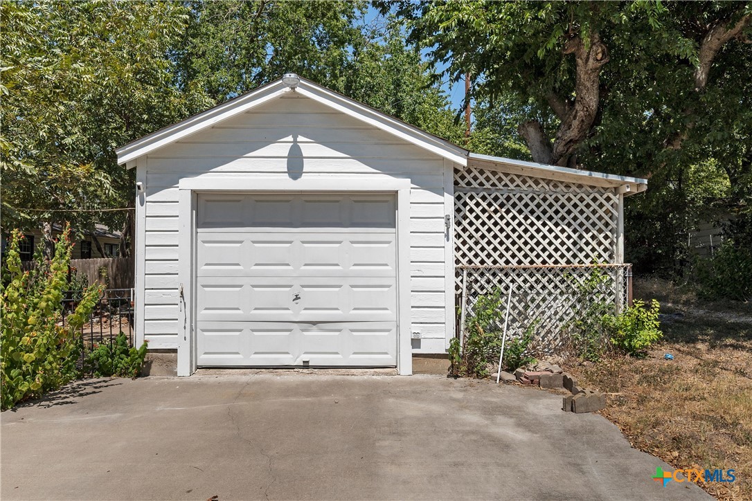 1417 S 15th Street Property Photo 19
