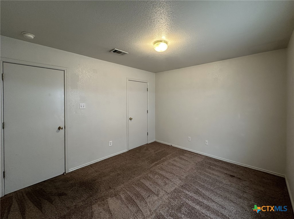 201 Janelle Drive B Property Photo 5