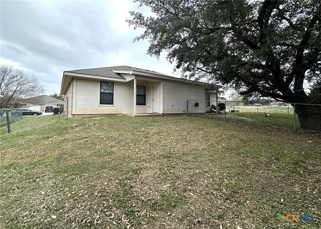 201 Janelle Drive B Property Photo 9