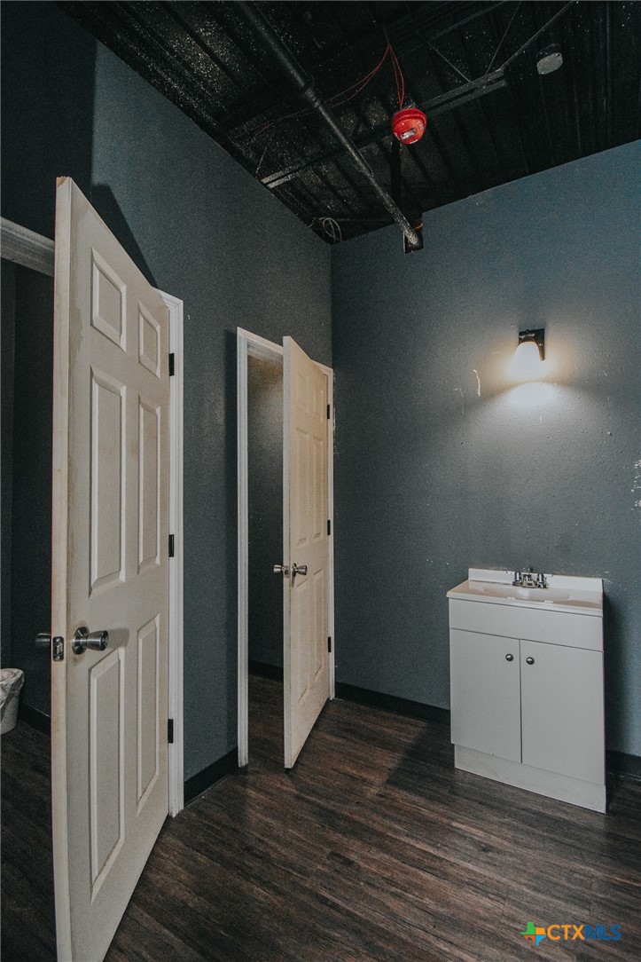 4106 Houston Highway Property Photo 37