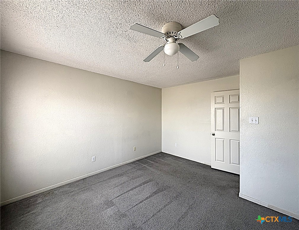 1307 Monroe Loop D Property Photo 6