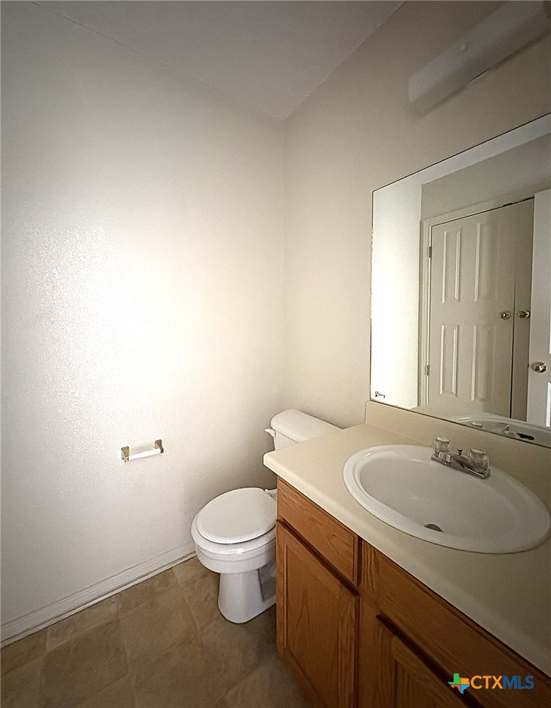 1307 Monroe Loop D Property Photo 9