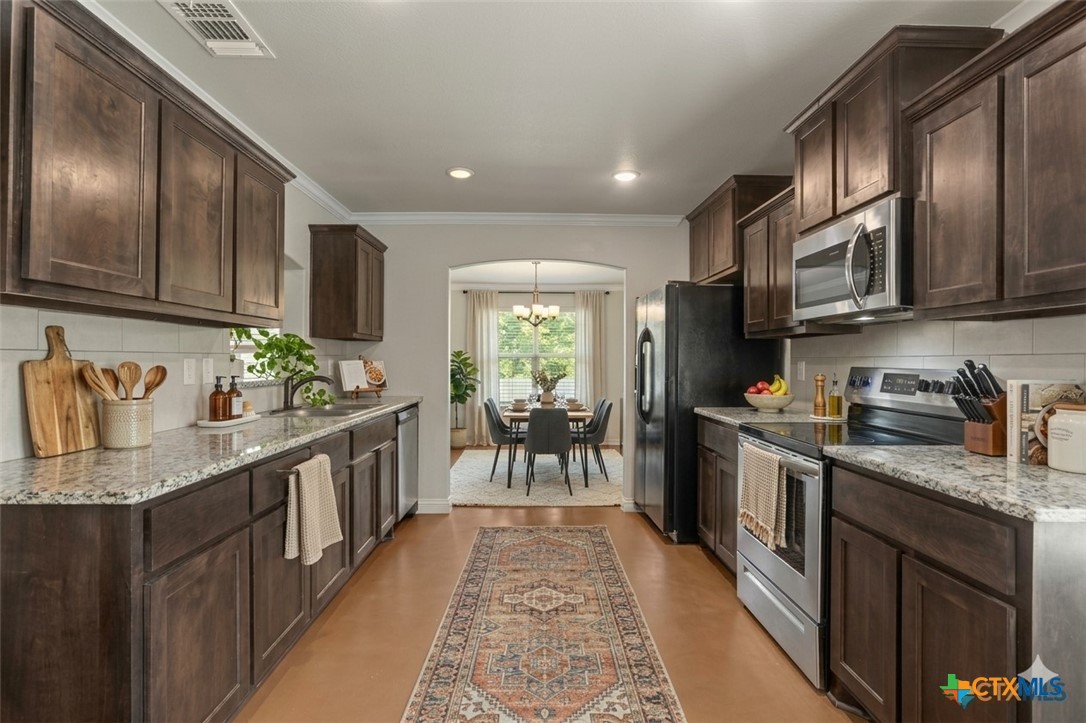 1711 Fossil Trail Property Photo 9