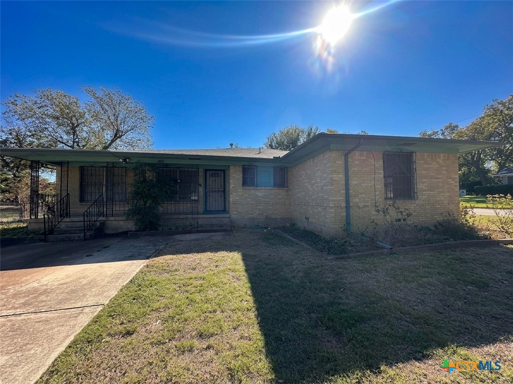 1110 Searcy Drive