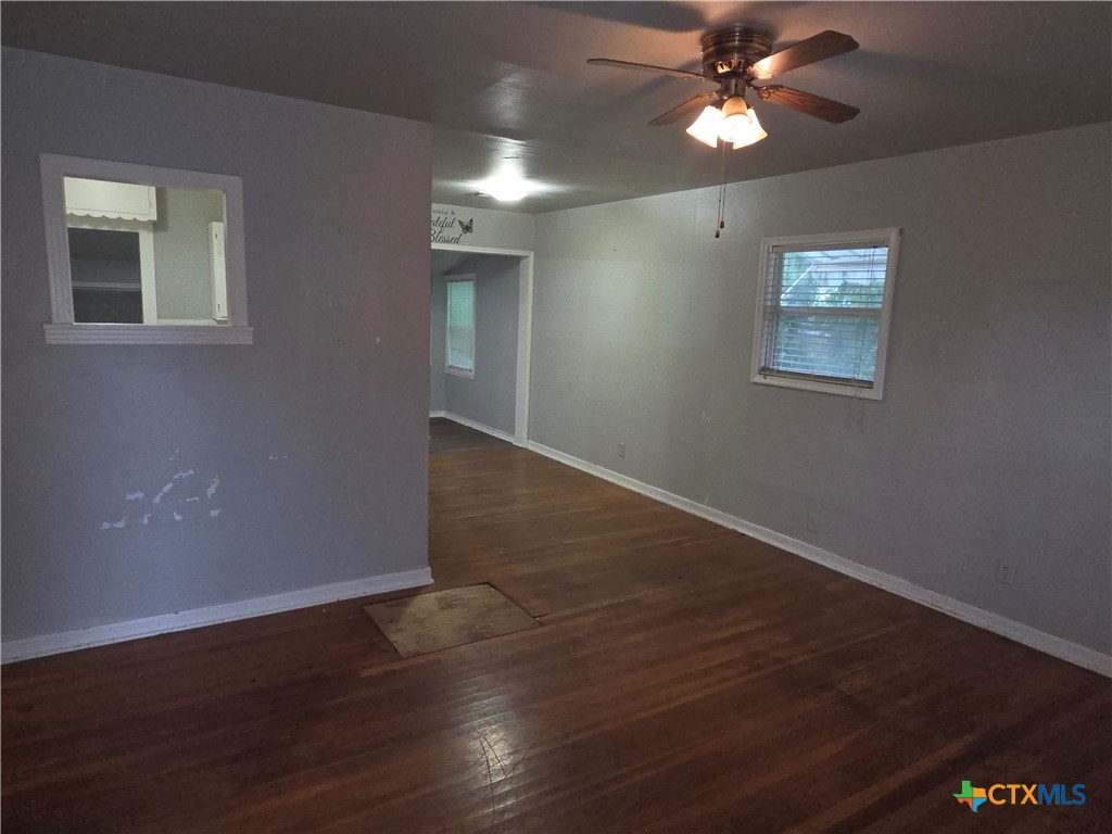 921 Duval Court Property Photo 2