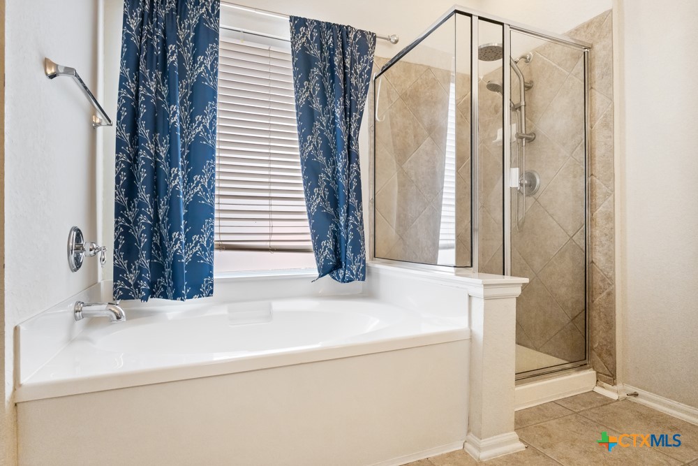 3527 Mendocino Park Property Photo 15
