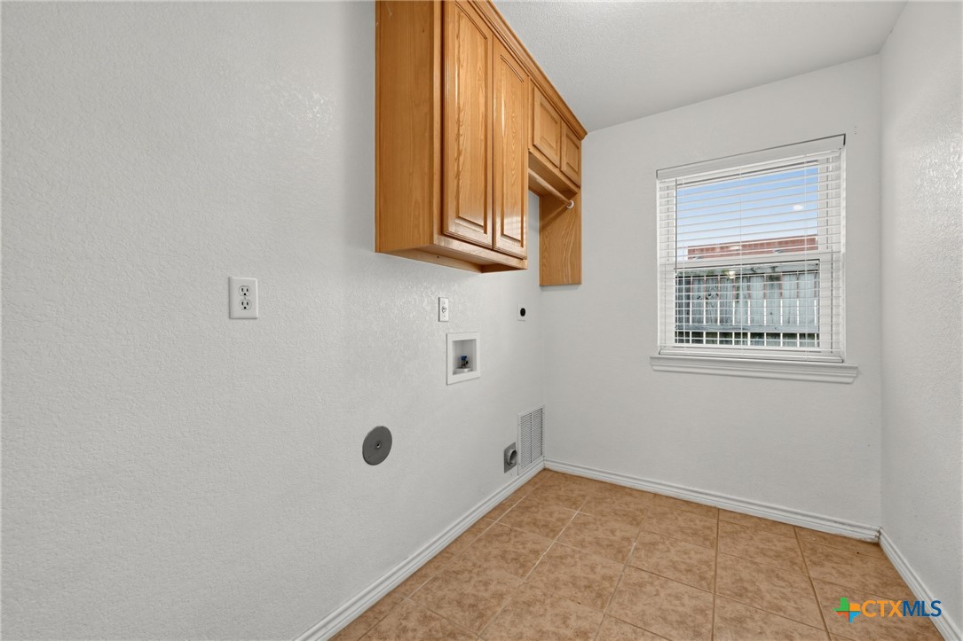 2203 Excel Drive Property Photo 16