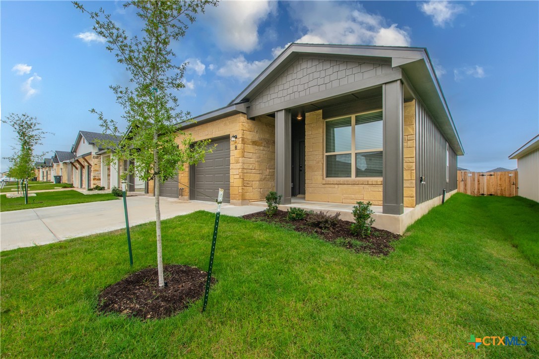 3901 Sugar Hackberry Trail B Property Photo 1