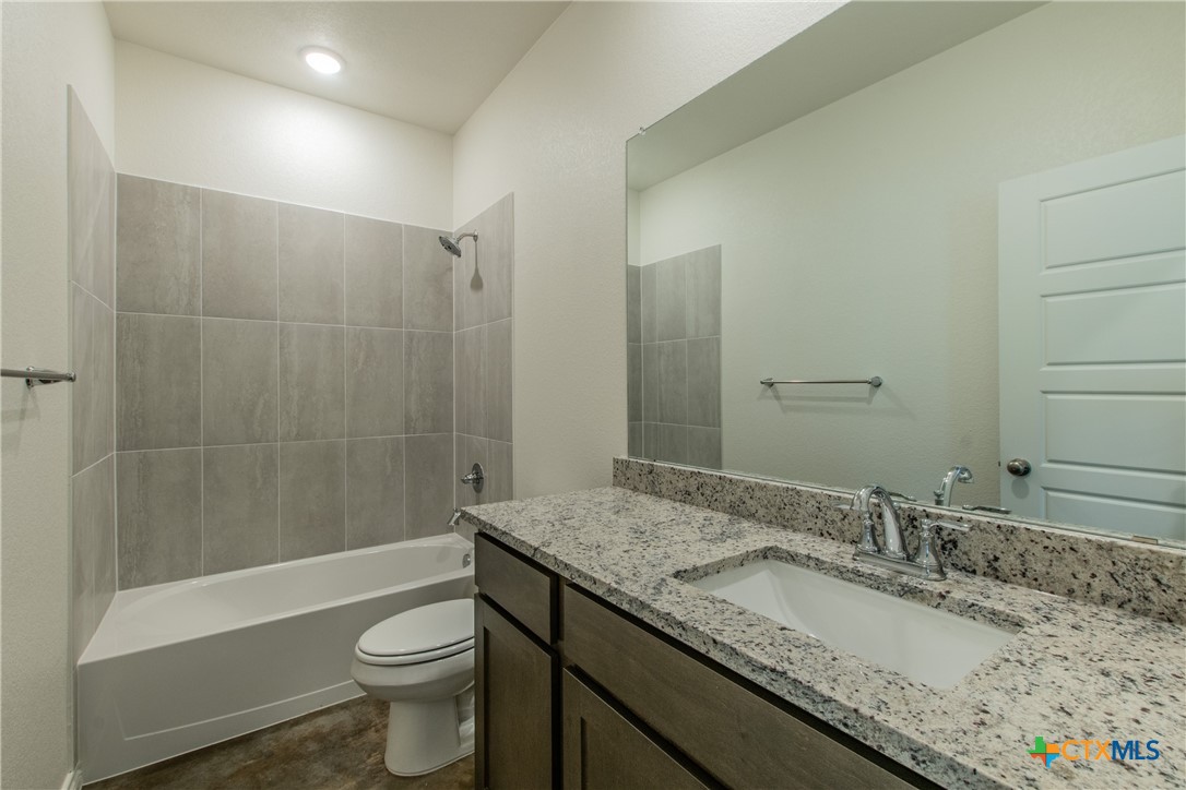 3901 Sugar Hackberry Trail B Property Photo 10