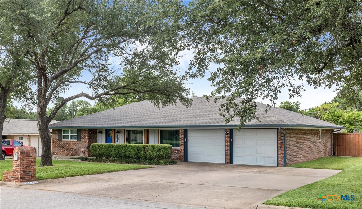 209 Mitchell Drive Property Photo 1