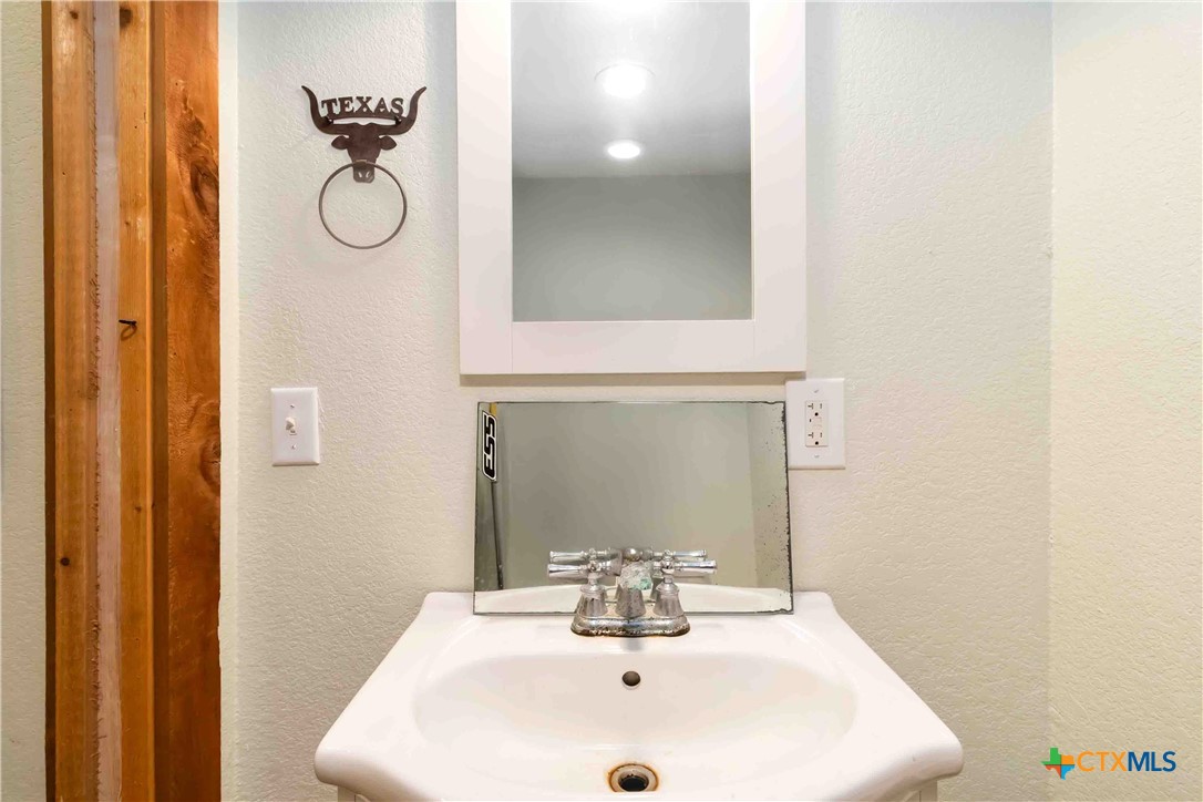 227 Henderson Lane Property Photo 21