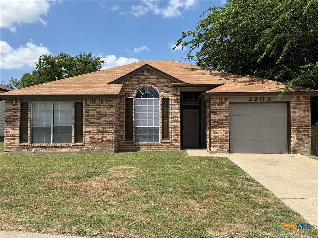 2203 Bluebonnet Drive Property Photo 1
