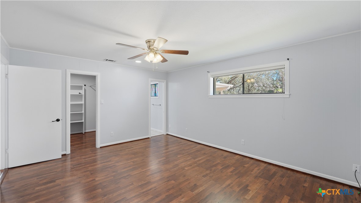 1268 W Lakeside Drive Property Photo 10