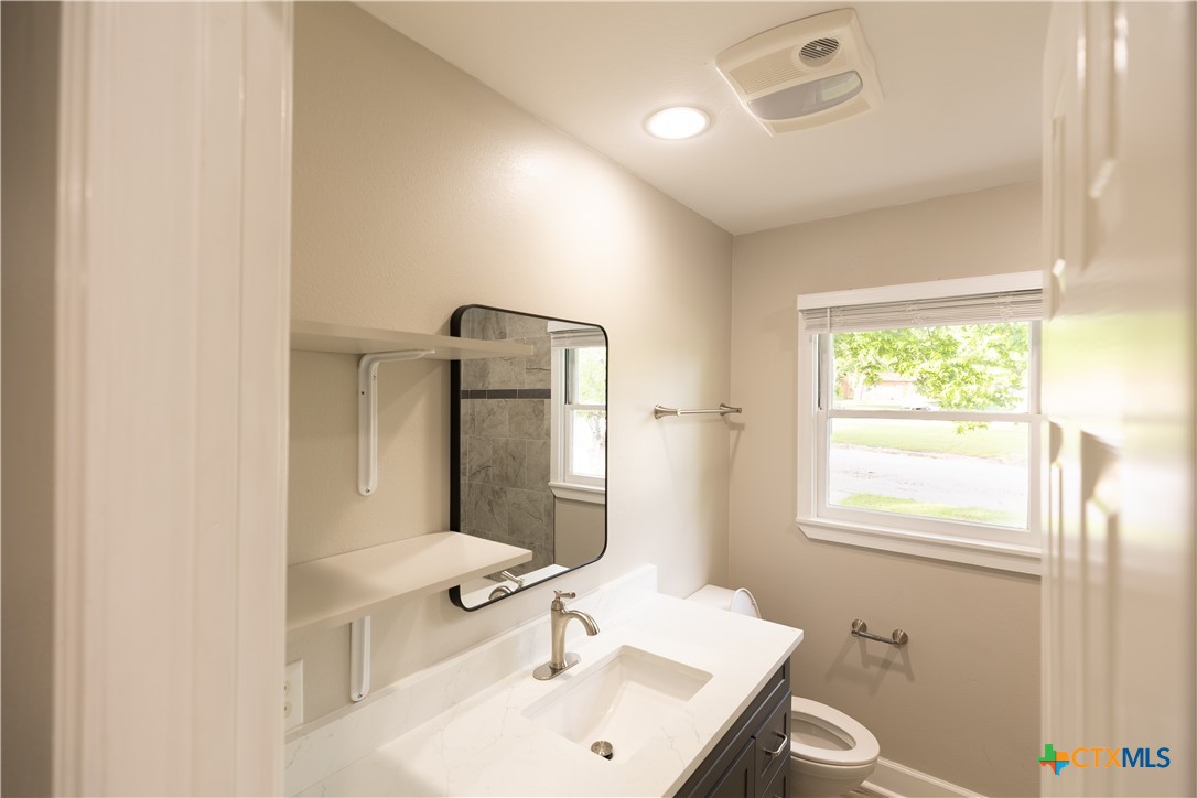 22 Steele Street Property Photo 8