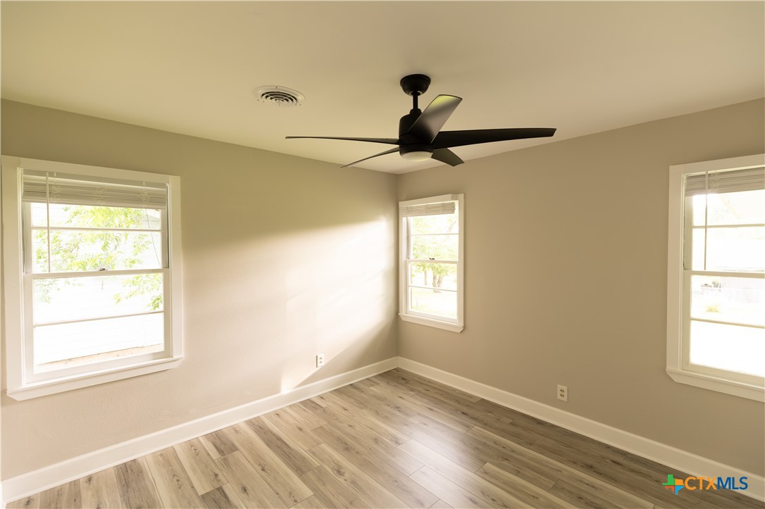 22 Steele Street Property Photo 13